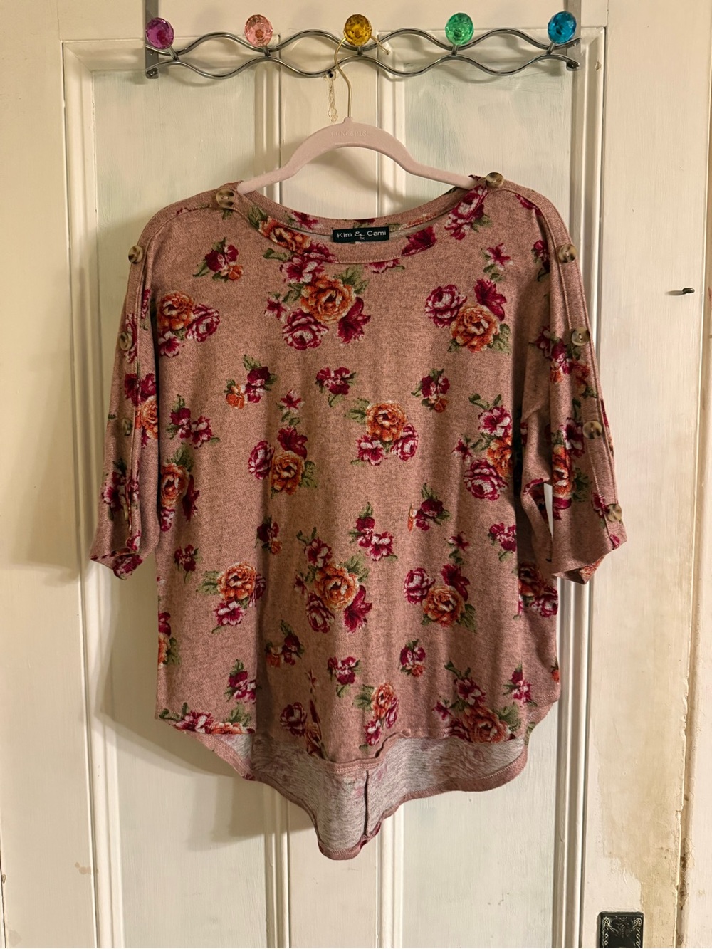 Kim & Cami Rose-Pink Floral Button-Shoulder Women's Top